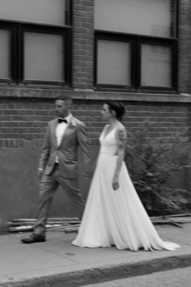 Photographe à Montréal, Photographe professionnel Montréal, Photographe lifestyle Montréal, Photographe portrait Montréal, Photographe mariage Montréal, Photographe famille Montréal, Photographe couple Montréal, Photographe créatif Montréal, Photographe photojournalisme Montréal, Photographe studio Montréal, Photographe extérieur Montréal, Photographe Montréal chic, Photographe naturel Montréal, Photographe élégant Montréal, Photographe intime Montréal, Portrait créatif Montréal, Portrait professionnel Montréal, Portrait en studio Montréal, Portrait extérieur Montréal, Photographie de famille Montréal, Photographie de couple Montréal, Photographie de mariage Montréal, Photographie lifestyle Montréal, Photo journalisme Montréal, Photos naturelles de famille, Photos intemporelles mariage, Photographie de moments de vie, Photographie élégante de couple, Photos de mariage chic et intemporel, Portraits en extérieur, Photographie chaleureuse, Photographie conviviale, Style intemporel photographie, Style élégant photographie, Style photojournalistique, Photographie chic et classique, Portraits naturels et authentiques, Photographie de moments précieux, Photos élégantes et naturelles, Photographe chic et naturel, Photos élégantes de famille, Style photographique intemporel, Photographie émotionnelle, Photographe Montréal et alentours, Photographe Montréal centre, Photographe banlieue Montréal, Photographe Laval, Montréal, Photographe Longueuil, Montréal, Photographe photo extérieur Montréal, Séance photo mariage à Montréal, Séance photo en extérieur Montréal, Séance photo studio Montréal, Portrait professionnel Montréal, Photographe pour événement Montréal, Séance photo couple Montréal, Photographe de famille sur Montréal, Photographe mariage intimiste, Photos intemporelles de famille, Photographe lifestyle et moderne, Photographe pour entreprises Montréal, Photographe pour portraits professionnels, Photographe mariage élégant et chic, Photos de couples modernes Montréal, Création d'images naturelles et élégantes
