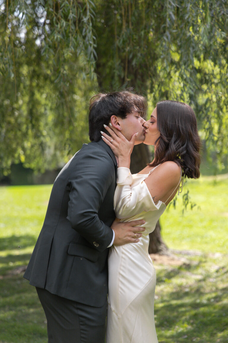 Photographe à Montréal, Photographe professionnel Montréal, Photographe lifestyle Montréal, Photographe portrait Montréal, Photographe mariage Montréal, Photographe famille Montréal, Photographe couple Montréal, Photographe créatif Montréal, Photographe photojournalisme Montréal, Photographe studio Montréal, Photographe extérieur Montréal, Photographe Montréal chic, Photographe naturel Montréal, Photographe élégant Montréal, Photographe intime Montréal, Portrait créatif Montréal, Portrait professionnel Montréal, Portrait en studio Montréal, Portrait extérieur Montréal, Photographie de famille Montréal, Photographie de couple Montréal, Photographie de mariage Montréal, Photographie lifestyle Montréal, Photo journalisme Montréal, Photos naturelles de famille, Photos intemporelles mariage, Photographie de moments de vie, Photographie élégante de couple, Photos de mariage chic et intemporel, Portraits en extérieur, Photographie chaleureuse, Photographie conviviale, Style intemporel photographie, Style élégant photographie, Style photojournalistique, Photographie chic et classique, Portraits naturels et authentiques, Photographie de moments précieux, Photos élégantes et naturelles, Photographe chic et naturel, Photos élégantes de famille, Style photographique intemporel, Photographie émotionnelle, Photographe Montréal et alentours, Photographe Montréal centre, Photographe banlieue Montréal, Photographe Laval, Montréal, Photographe Longueuil, Montréal, Photographe photo extérieur Montréal, Séance photo mariage à Montréal, Séance photo en extérieur Montréal, Séance photo studio Montréal, Portrait professionnel Montréal, Photographe pour événement Montréal, Séance photo couple Montréal, Photographe de famille sur Montréal, Photographe mariage intimiste, Photos intemporelles de famille, Photographe lifestyle et moderne, Photographe pour entreprises Montréal, Photographe pour portraits professionnels, Photographe mariage élégant et chic, Photos de couples modernes Montréal, Création d'images naturelles et élégantes, Anais Begaud, Anais photographe, Anais Monteil, Begaud Montreal, photographe Anais, Anais Begaud photographe, photographe Anais Montreal, Montreal photographe Anais Begaud